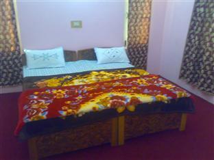 Hotel Grand Samad Σριναγκάρ Εξωτερικό φωτογραφία